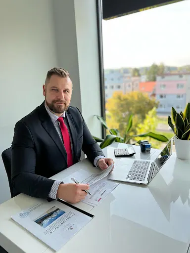 Konrad Pastwa Investment